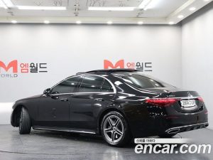Mercedes-Benz S-Class S400 d 4MATIC 2023 года из Южной Кореи