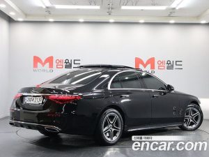 Mercedes-Benz S-Class S400 d 4MATIC 2023 года из Южной Кореи
