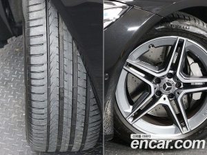 Mercedes-Benz S-Class S400 d 4MATIC 2023 года из Южной Кореи