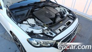 Mercedes-Benz E-Class E200 Avantgarde 2025 года из Южной Кореи
