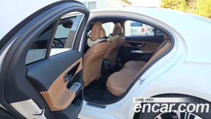 Mercedes-Benz E-Class E200 Avantgarde 2025 года из Южной Кореи