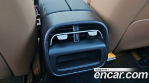 Mercedes-Benz E-Class E200 Avantgarde 2025 года из Южной Кореи