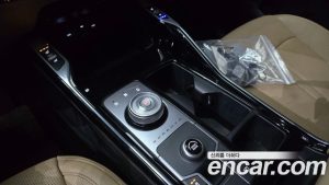 Kia Sorento HEV 1.6 2WD 2024 года из Южной Кореи