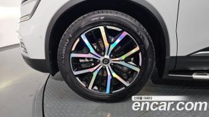 Renault-KoreaSamsung QM6 2.0 LPe RE Signature 2WD 2023 года из Южной Кореи