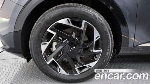 Kia Sportage Бензин 1.6 Turbo 2WD 2024 года из Южной Кореи