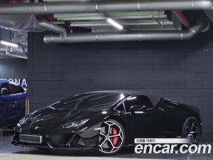 Lamborghini Huracan LP640-4 EVO SPYDER 2023 года из Южной Кореи