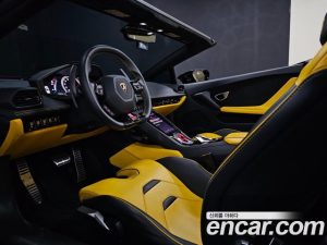 Lamborghini Huracan LP640-4 EVO SPYDER 2023 года из Южной Кореи