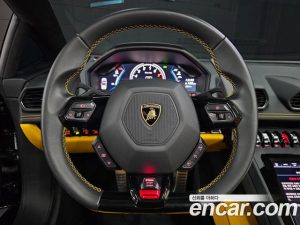 Lamborghini Huracan LP640-4 EVO SPYDER 2023 года из Южной Кореи