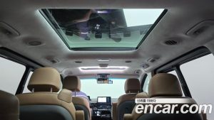 Hyundai Staria 4WD Lounge 9-Seater 2025 года из Южной Кореи