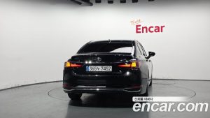 Lexus ES Executive 2026 года из Южной Кореи