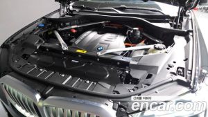 BMW X5 xDrive 50e xLine 2025 года из Южной Кореи