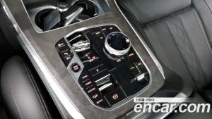 BMW X5 xDrive 50e xLine 2025 года из Южной Кореи