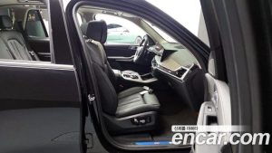BMW X5 xDrive 50e xLine 2025 года из Южной Кореи
