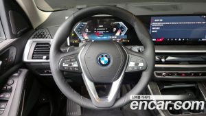 BMW X5 xDrive 50e xLine 2025 года из Южной Кореи