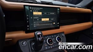 Land Rover Defender 110 P400 X 2024 года из Южной Кореи