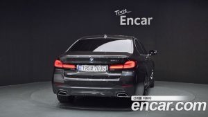 BMW 5-Series 520i M Sport 2023 года из Южной Кореи