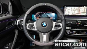 BMW 5-Series 520i M Sport 2023 года из Южной Кореи