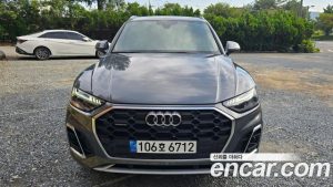 Audi Q5 45 TFSI 4WD Premium 2023 года из Южной Кореи