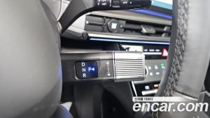 Hyundai Santafe Бензин 2.5T 4WD 2025 года из Южной Кореи