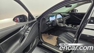 Genesis G80 Бензин 2.5 Turbo AWD 2025 года из Южной Кореи