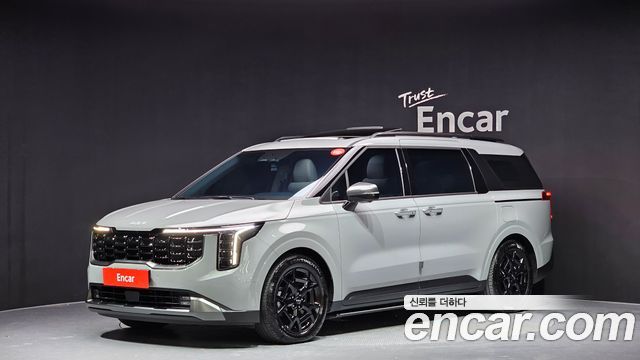 Kia Canival 7-Seater Gravity 2025 года из Кореи