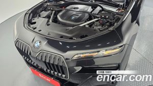 BMW 7-Series 740i sDrive M Sport 2023 года из Южной Кореи