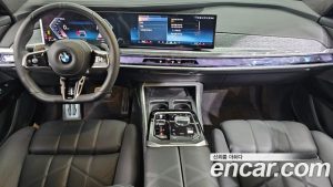 BMW 7-Series 740i sDrive M Sport 2023 года из Южной Кореи
