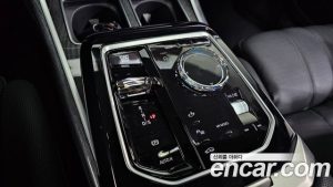 BMW 7-Series 740i sDrive M Sport 2023 года из Южной Кореи