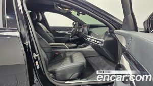BMW 7-Series 740i sDrive M Sport 2023 года из Южной Кореи