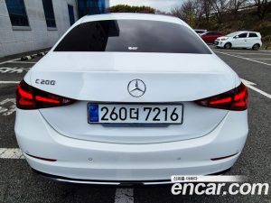 Mercedes-Benz C-Class C200 Avantgarde 2025 года из Южной Кореи