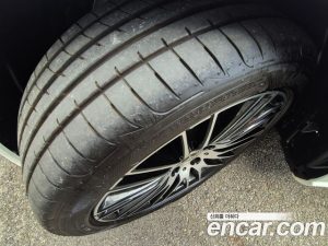Mercedes-Benz C-Class C200 Avantgarde 2025 года из Южной Кореи