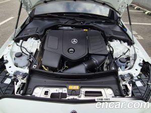 Mercedes-Benz C-Class C200 Avantgarde 2025 года из Южной Кореи