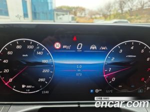 Mercedes-Benz C-Class C200 Avantgarde 2025 года из Южной Кореи