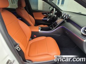 Mercedes-Benz C-Class C200 Avantgarde 2025 года из Южной Кореи