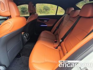Mercedes-Benz C-Class C200 Avantgarde 2025 года из Южной Кореи