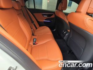 Mercedes-Benz C-Class C200 Avantgarde 2025 года из Южной Кореи