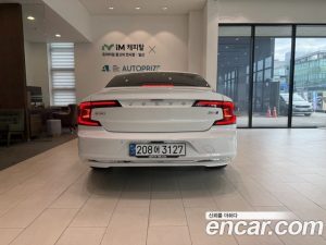 Volvo S90 B6 AWD ULTIMATE Bright 2024 года из Южной Кореи