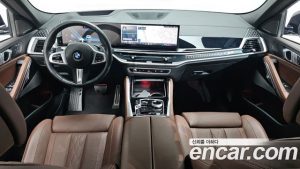 BMW X6 xDrive40i M Sport 2025 года из Южной Кореи