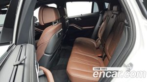 BMW X6 xDrive40i M Sport 2025 года из Южной Кореи