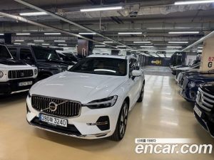 Volvo XC60 T8 Ultra Bright 2025 года из Южной Кореи