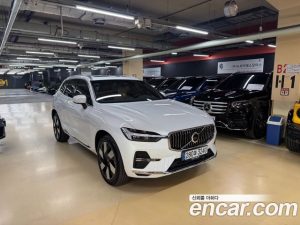 Volvo XC60 T8 Ultra Bright 2025 года из Южной Кореи