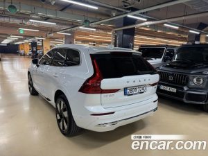 Volvo XC60 T8 Ultra Bright 2025 года из Южной Кореи