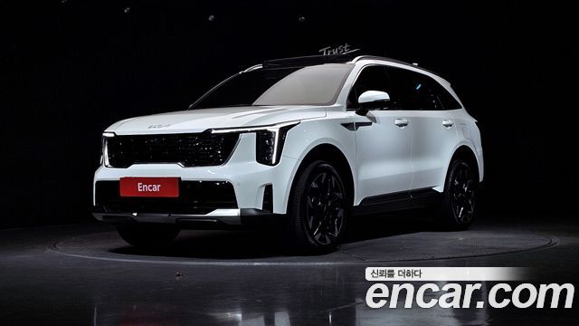 Kia Sorento Дизель 2.2 2WD 2024 года из Кореи