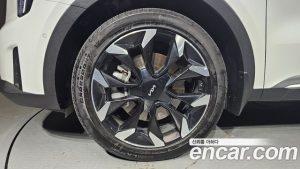 Kia Sorento Дизель 2.2 2WD 2024 года из Южной Кореи