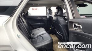 Kia Sportage Signature 2WD 2024 года из Южной Кореи