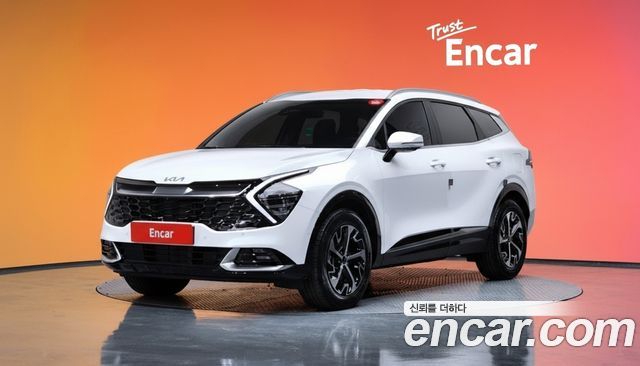 Kia Sportage Signature 2WD 2024 года из Кореи
