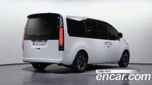 Hyundai Staria Lounge 9-Seater 2024 года из Южной Кореи