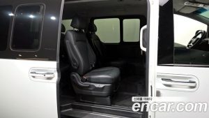 Hyundai Staria Lounge 9-Seater 2024 года из Южной Кореи