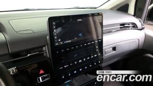 Hyundai Staria Lounge 9-Seater 2024 года из Южной Кореи