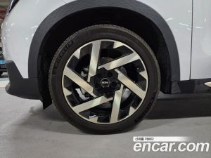 Mini Countryman ALL4 Favoured 2025 года из Южной Кореи